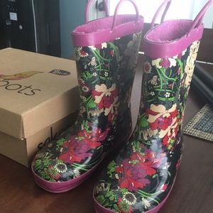 *Sak*roots Rainboots ~ Girls Size 2 W/ BOX!